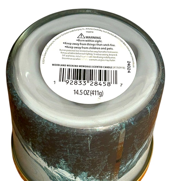 NWT Yankee Candle Woodland Weekend Memories 3wick - Picture 5 of 7